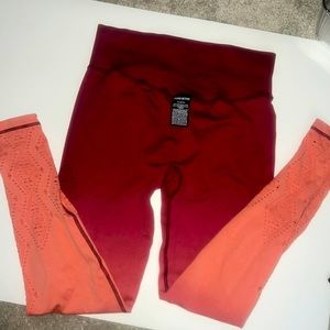 RED OMBRÉ PINK (Victoria’s Secret) ACTIVE Leggings